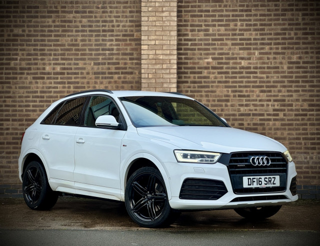 AUDI Q3 2.0 TDI S line Plus
