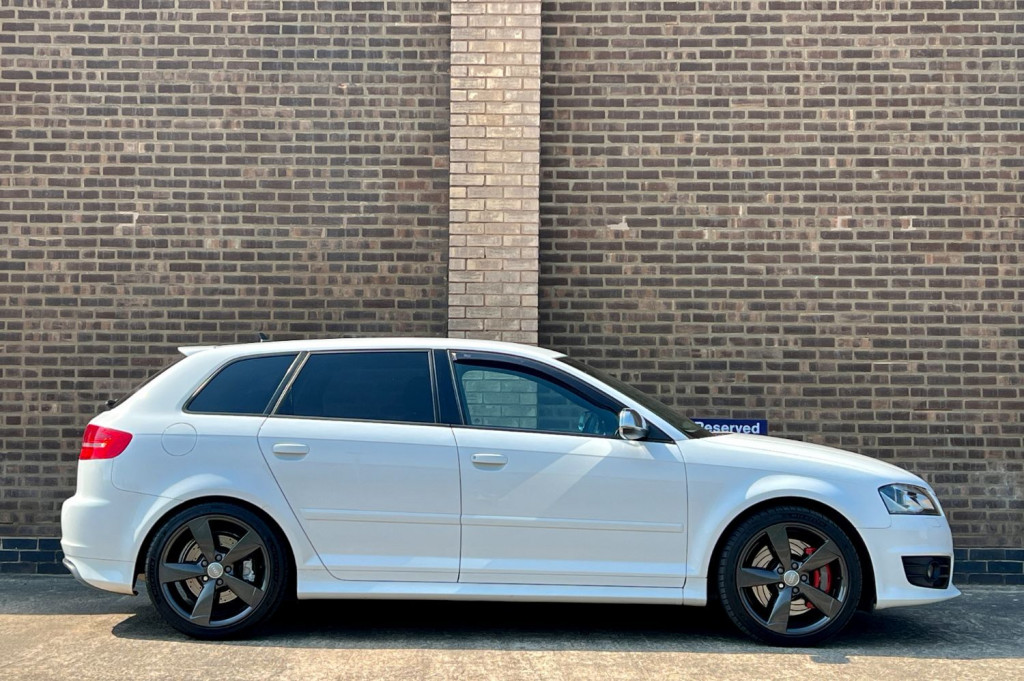 View AUDI S3 Black Edition