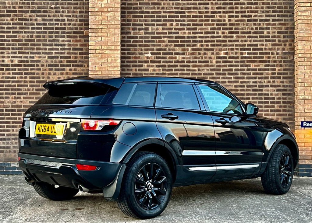 View LAND ROVER RANGE ROVER EVOQUE 2.2 SD4 Pure Tech