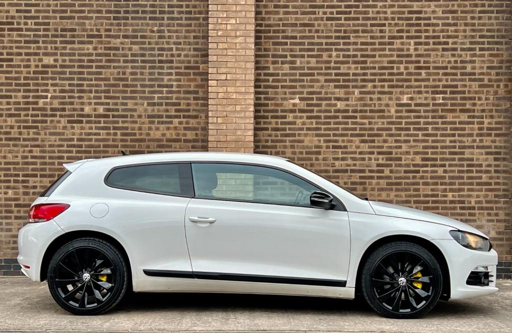 View VOLKSWAGEN SCIROCCO 2.0 TSI GT