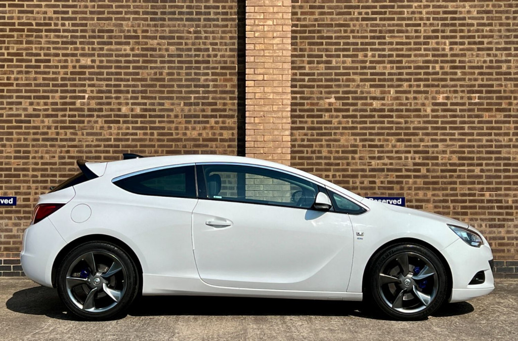 View VAUXHALL ASTRA GTC 1.4 Turbo SRi