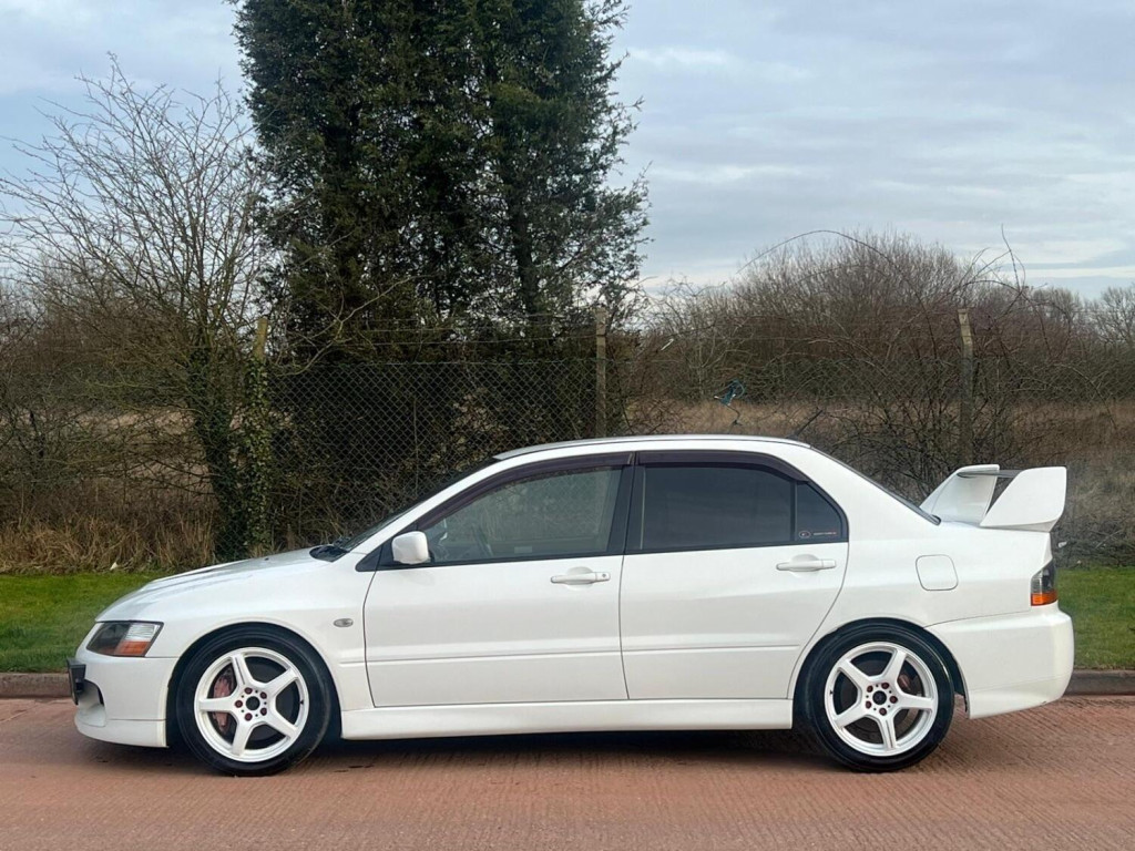 MITSUBISHI LANCER