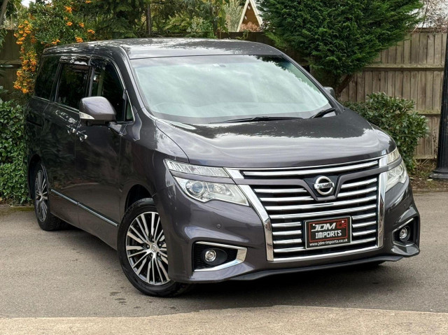 NISSAN ELGRAND