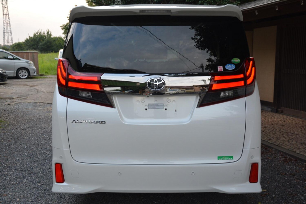 TOYOTA ALPHARD
