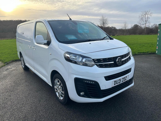 VAUXHALL VIVARO
