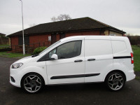 FORD TRANSIT COURIER
