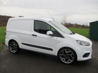 FORD TRANSIT COURIER