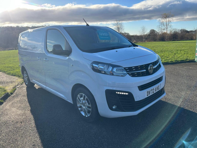VAUXHALL VIVARO