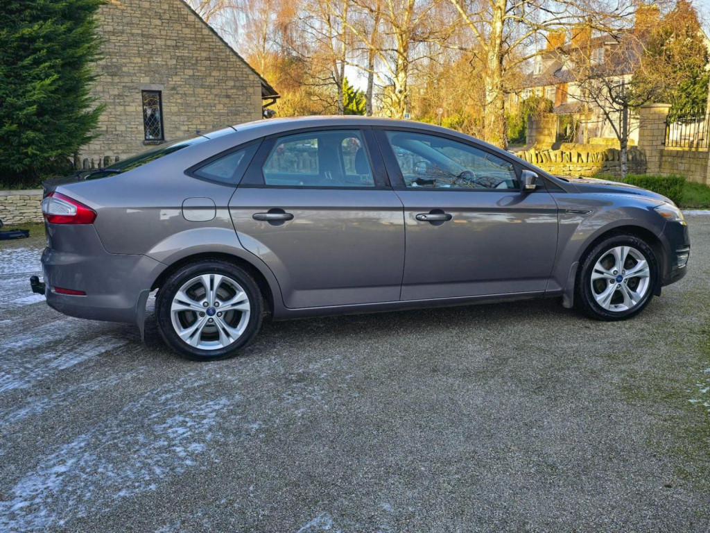 FORD MONDEO