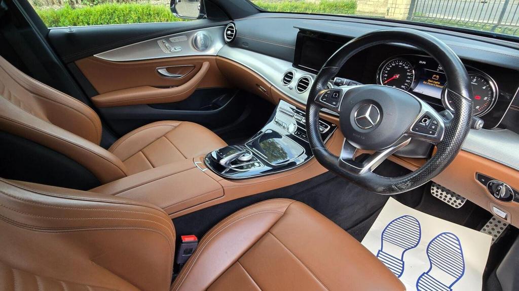 MERCEDES-BENZ E CLASS