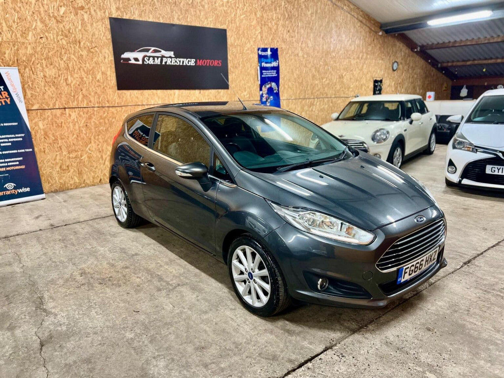 FORD FIESTA 1.0T EcoBoost Titanium Euro 6 (s/s) 3dr