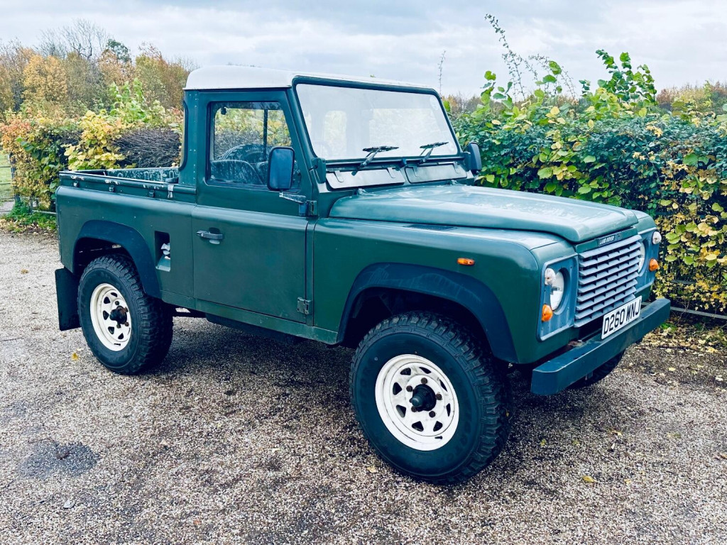View LAND ROVER  2.5  