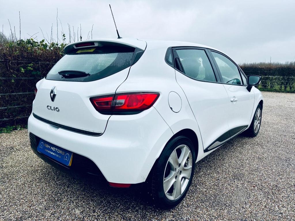 View RENAULT CLIO 1.2 16V Dynamique MediaNav 