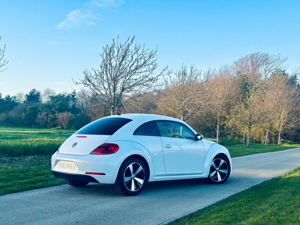 View VOLKSWAGEN BEETLE 1.2 TSI Design DSG Euro 5 3dr