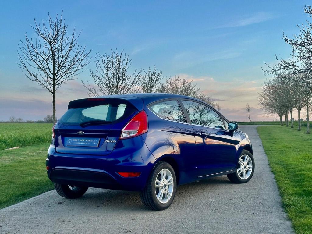 View FORD FIESTA 1.25 Zetec Euro 6 3dr