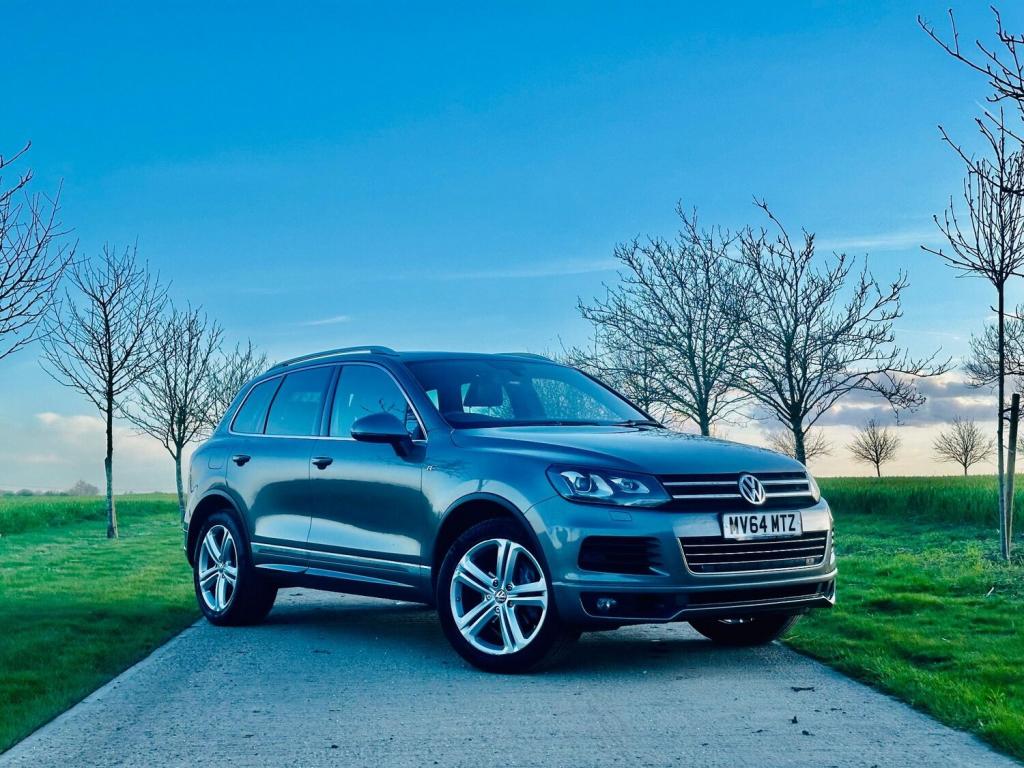 View VOLKSWAGEN TOUAREG 3.0 TDI V6 BlueMotion Tech R-Line Tiptronic 4WD Euro 5 (s/s) 5dr