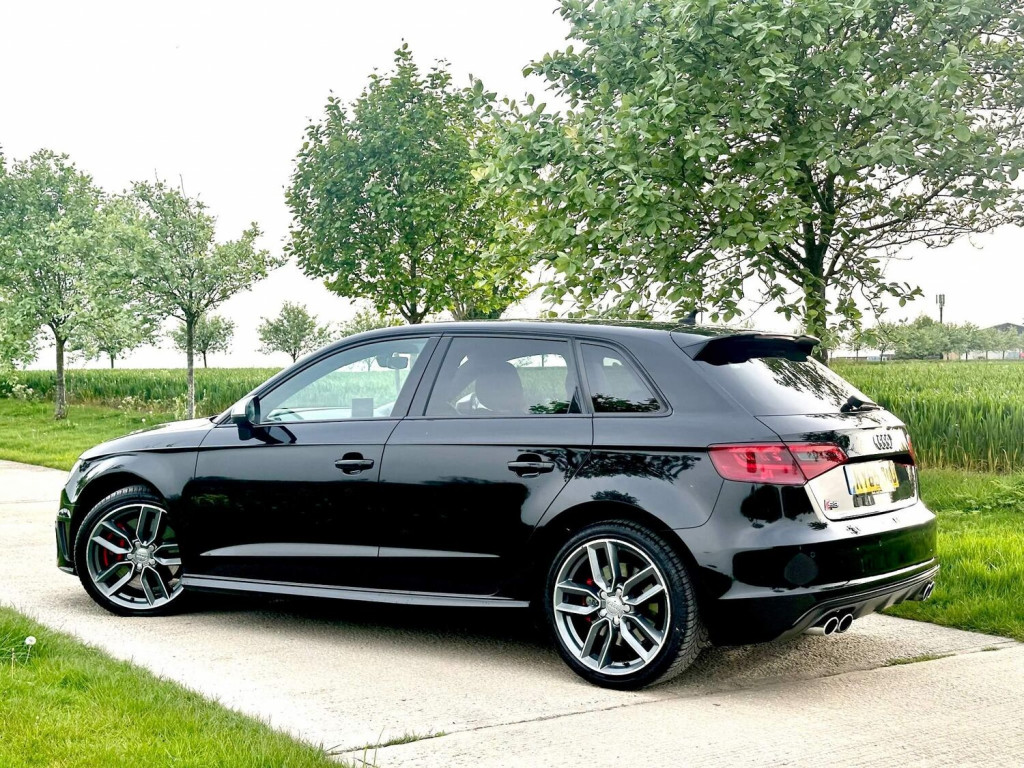 View AUDI S3 2.0 TFSI Sportback S Tronic quattro Euro 6 (s/s) 5dr (Nav)