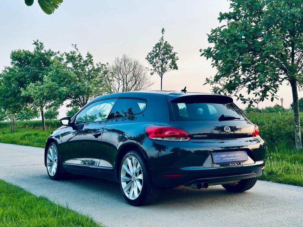 View VOLKSWAGEN SCIROCCO 2.0 TSI GT DSG Euro 5 3dr