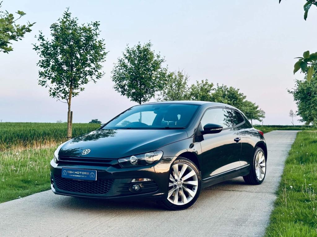 View VOLKSWAGEN SCIROCCO 2.0 TSI GT DSG Euro 5 3dr