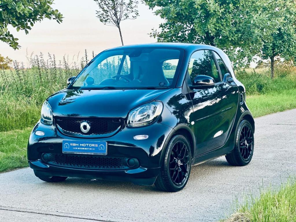 View SMART FORTWO 0.9T Edition Black Twinamic Euro 6 (s/s) 2dr