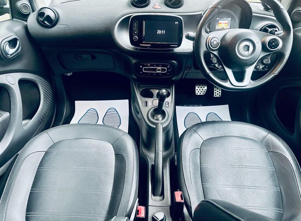 View SMART FORTWO 0.9T Edition Black Twinamic Euro 6 (s/s) 2dr