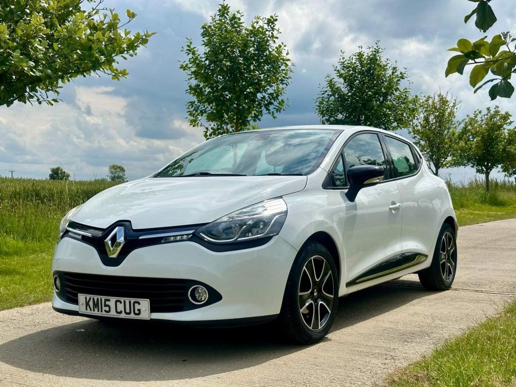 View RENAULT CLIO 0.9 TCe Dynamique MediaNav Euro 5 (s/s) 5dr