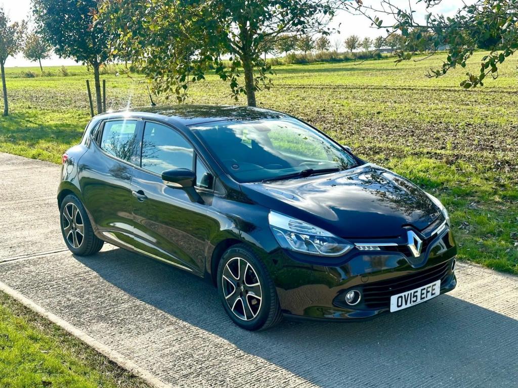 View RENAULT CLIO 0.9 TCe Dynamique MediaNav Euro 5 (s/s) 5dr