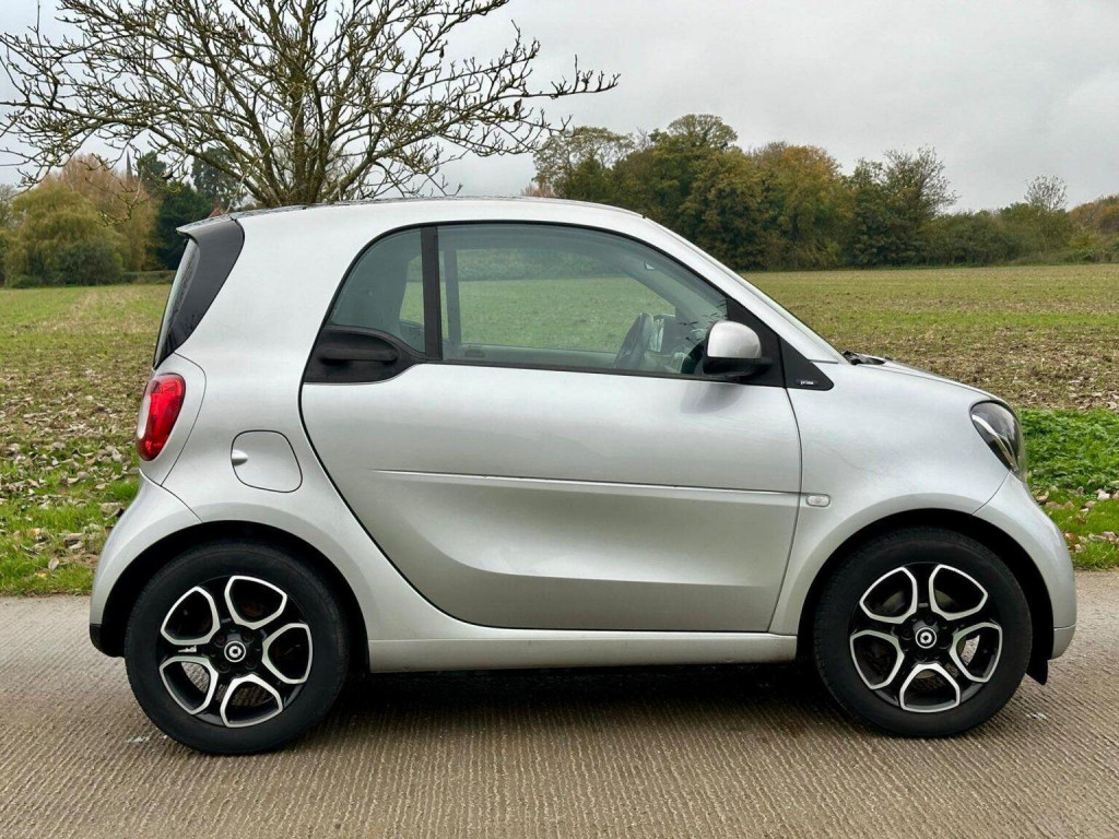 View SMART FORTWO 0.9T Prime (Premium) Euro 6 (s/s) 2dr