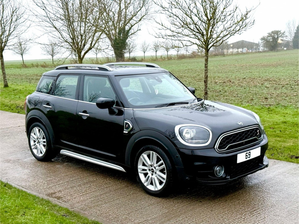 View MINI COUNTRYMAN 2.0 Cooper S Exclusive Steptronic Euro 6 (s/s) 5dr