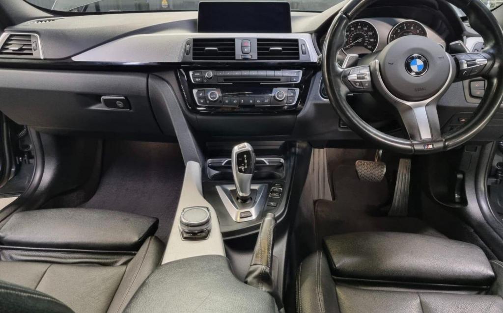 View BMW 3 SERIES 2.0 330e 7.6kWh M Sport Auto Euro 6 (s/s) 4dr