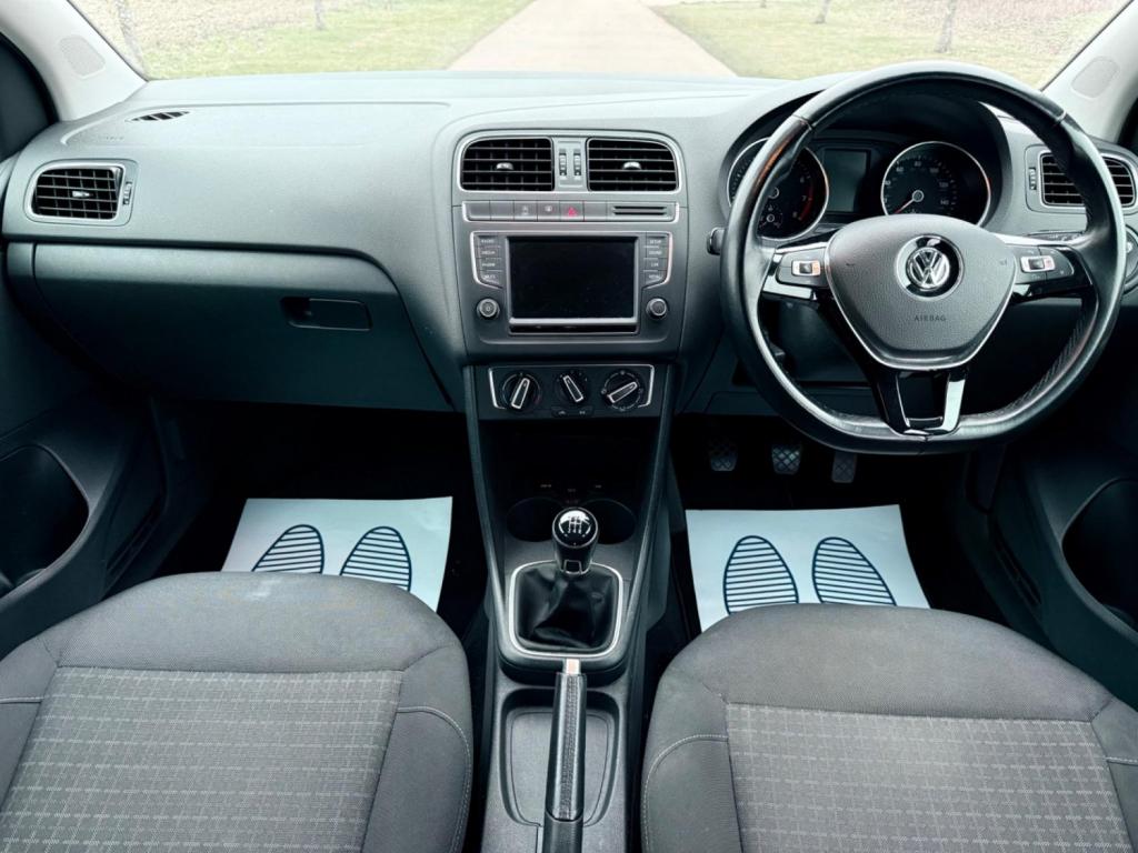 View VOLKSWAGEN POLO 1.0 BlueMotion Tech SE Euro 6 (s/s) 5dr