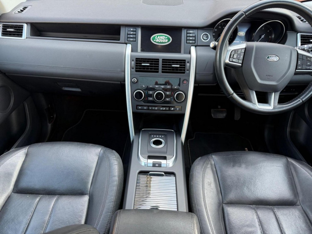 View LAND ROVER DISCOVERY SPORT 2.0 TD4 HSE Black Auto 4WD Euro 6 (s/s) 5dr