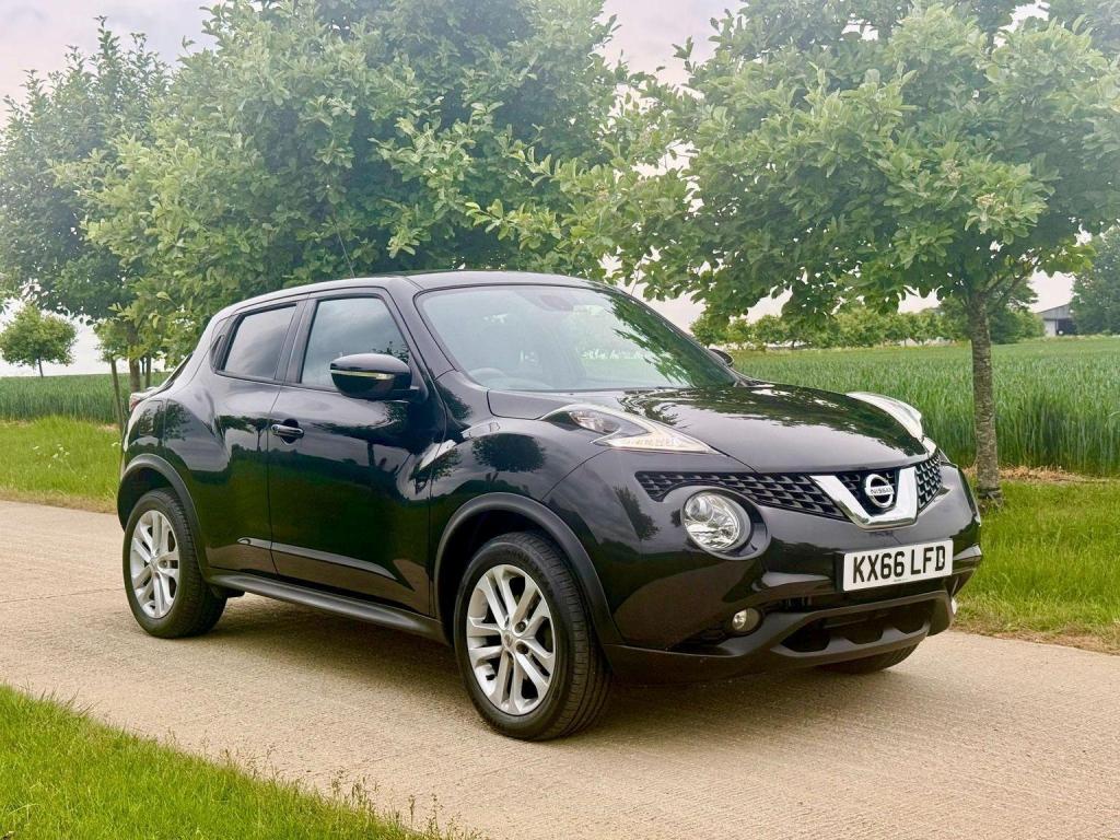 View NISSAN JUKE 1.2 DIG-T N-Connecta Euro 6 (s/s) 5dr
