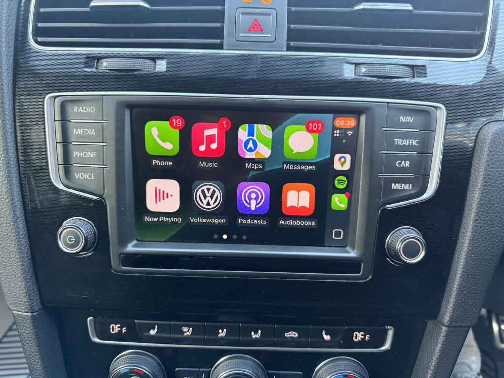 View VOLKSWAGEN GOLF 2.0 TSI BlueMotion Tech GTI Launch Euro 6 (s/s) 3dr