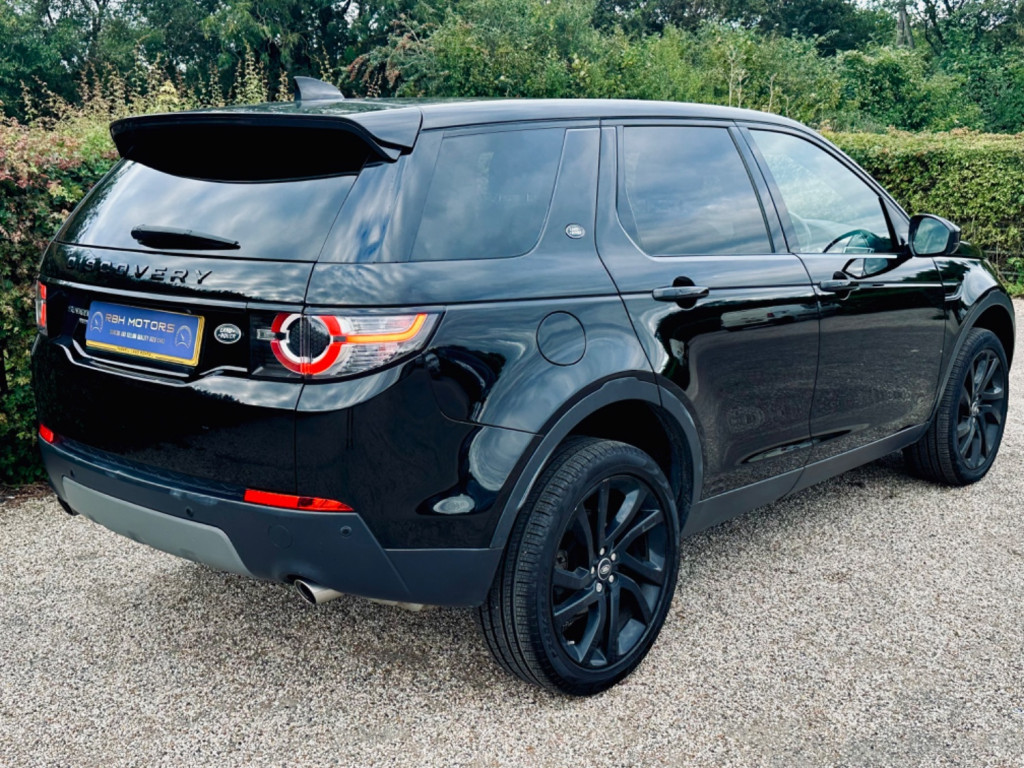 View LAND ROVER DISCOVERY SPORT TD4 HSE BLACK EDITION