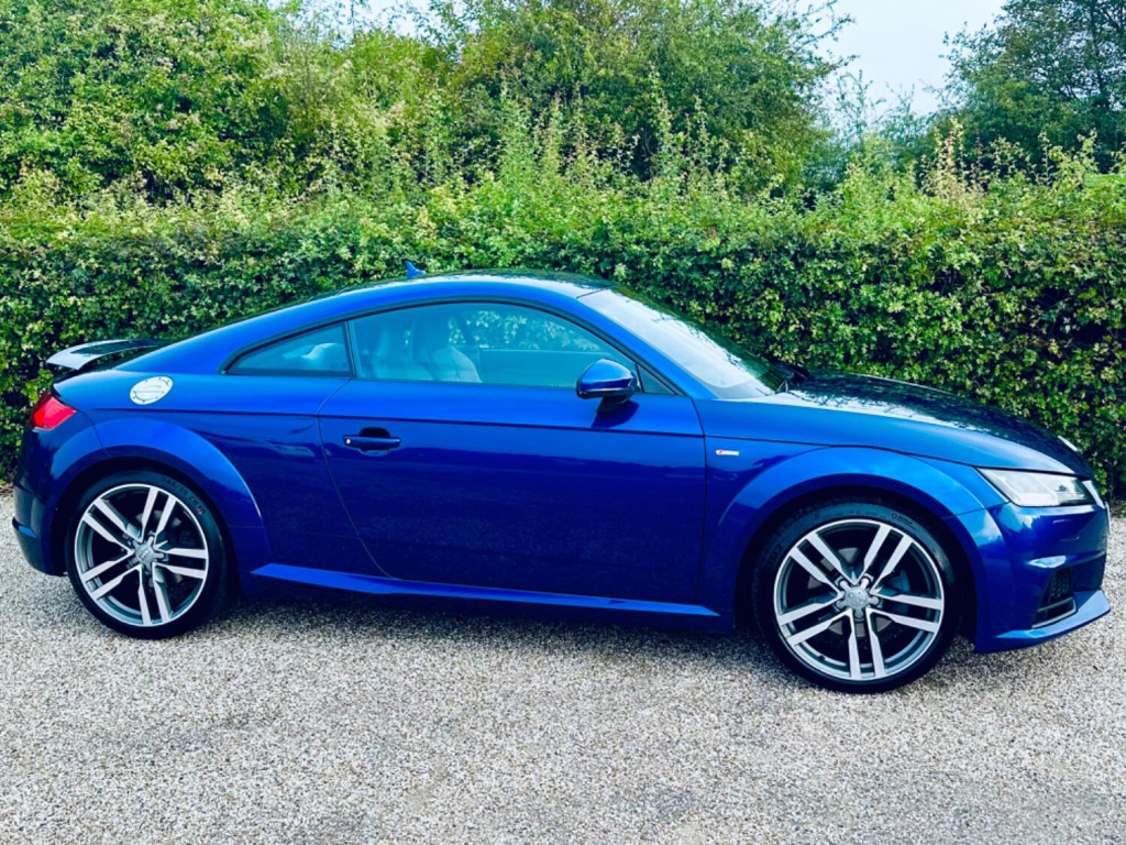 View AUDI TT 2.0 TFSI S line