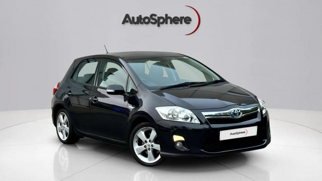 TOYOTA AURIS
