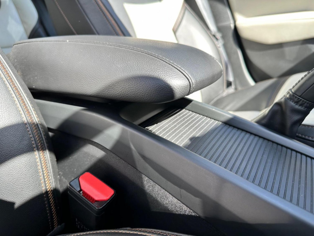 VOLVO V40 CROSS COUNTRY