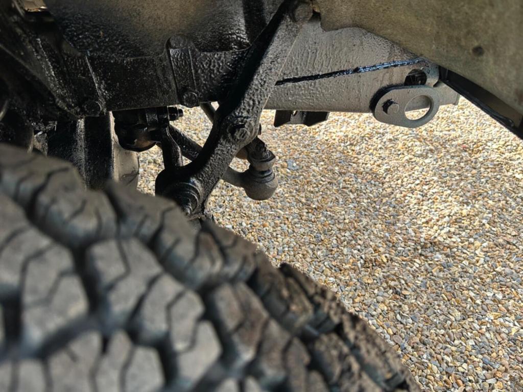 LAND ROVER DEFENDER 110