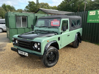 LAND ROVER DEFENDER 110