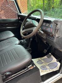 LAND ROVER DEFENDER 110
