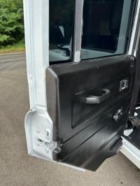 LAND ROVER DEFENDER 110