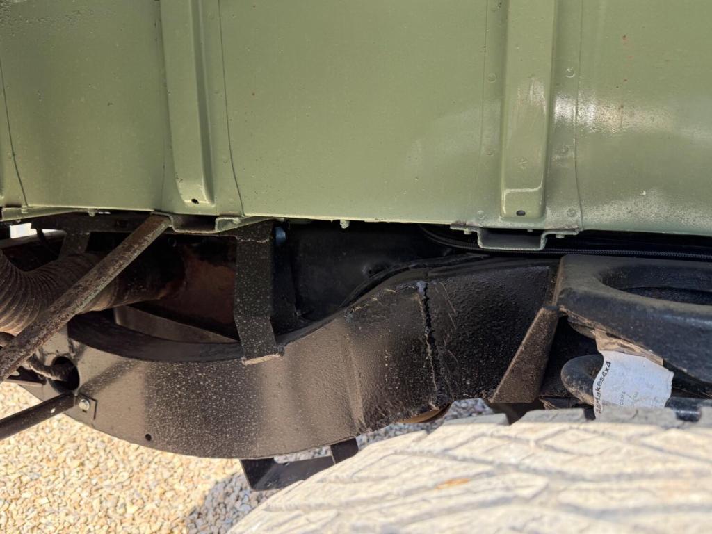 LAND ROVER DEFENDER 110