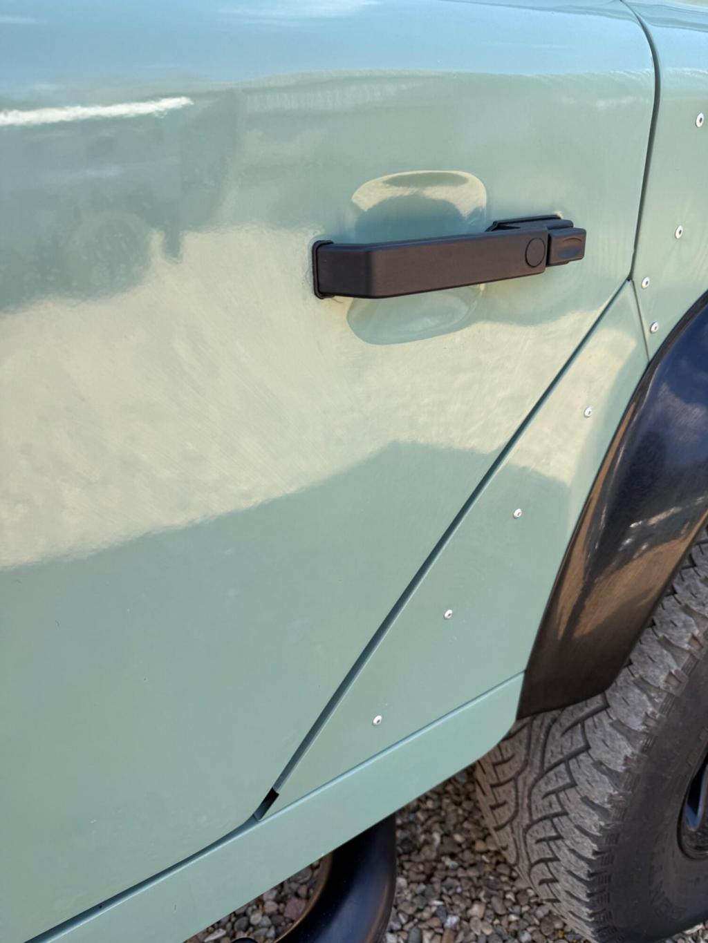 LAND ROVER DEFENDER 110