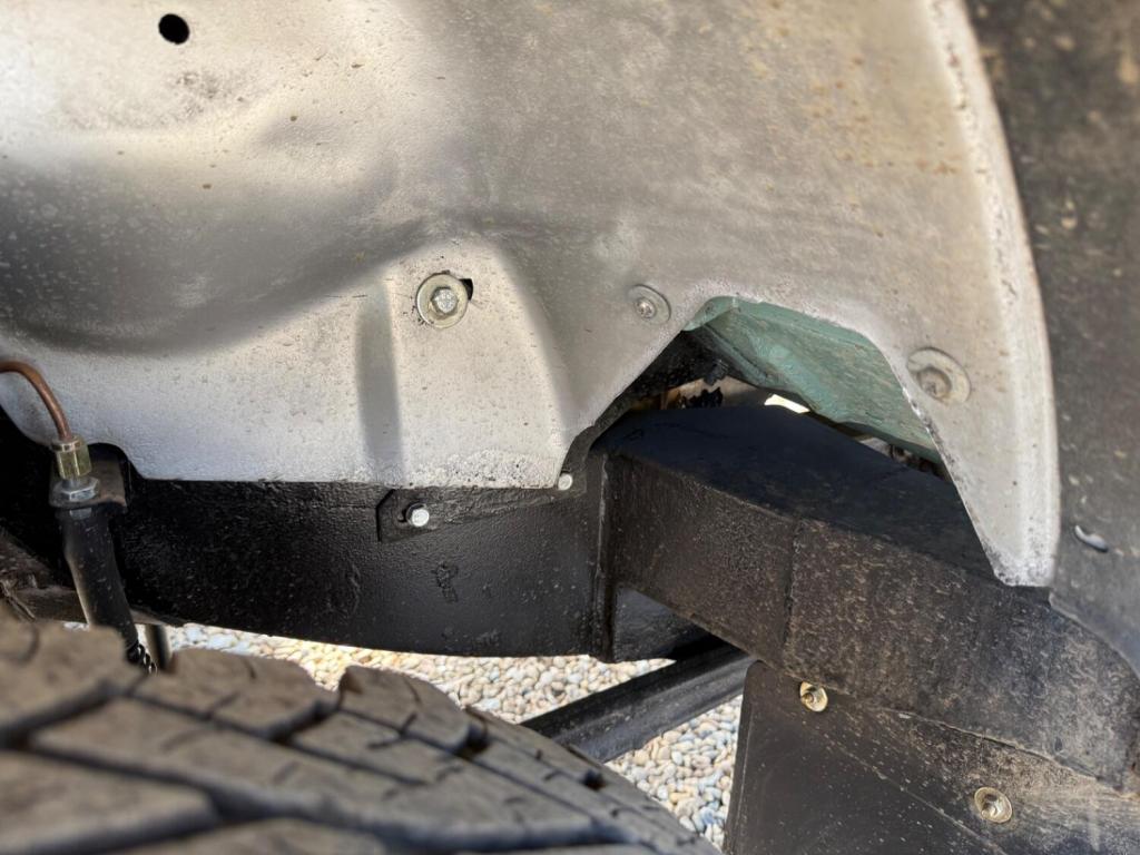 LAND ROVER DEFENDER 110