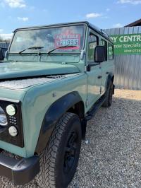 LAND ROVER DEFENDER 110