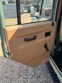 LAND ROVER DEFENDER 110