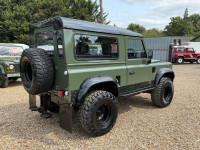LAND ROVER DEFENDER 90