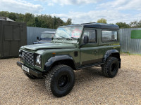 LAND ROVER DEFENDER 90