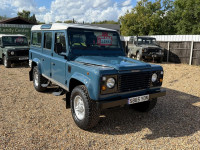 LAND ROVER DEFENDER 110